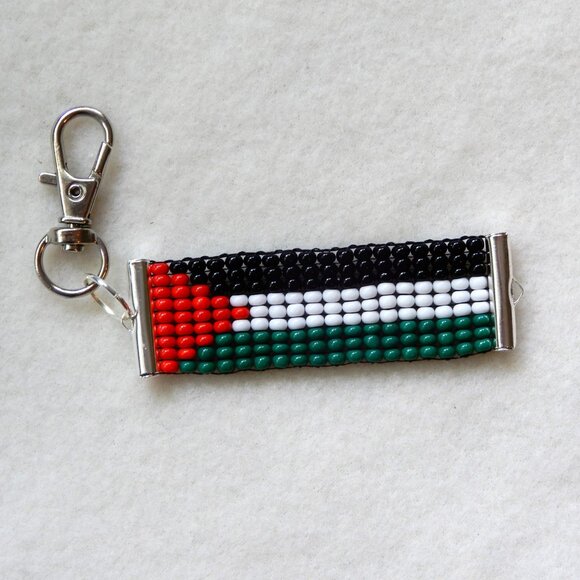 Palestine Palestinian flag bead keychain, handmade, 30% to charity - Picture 3 of 4